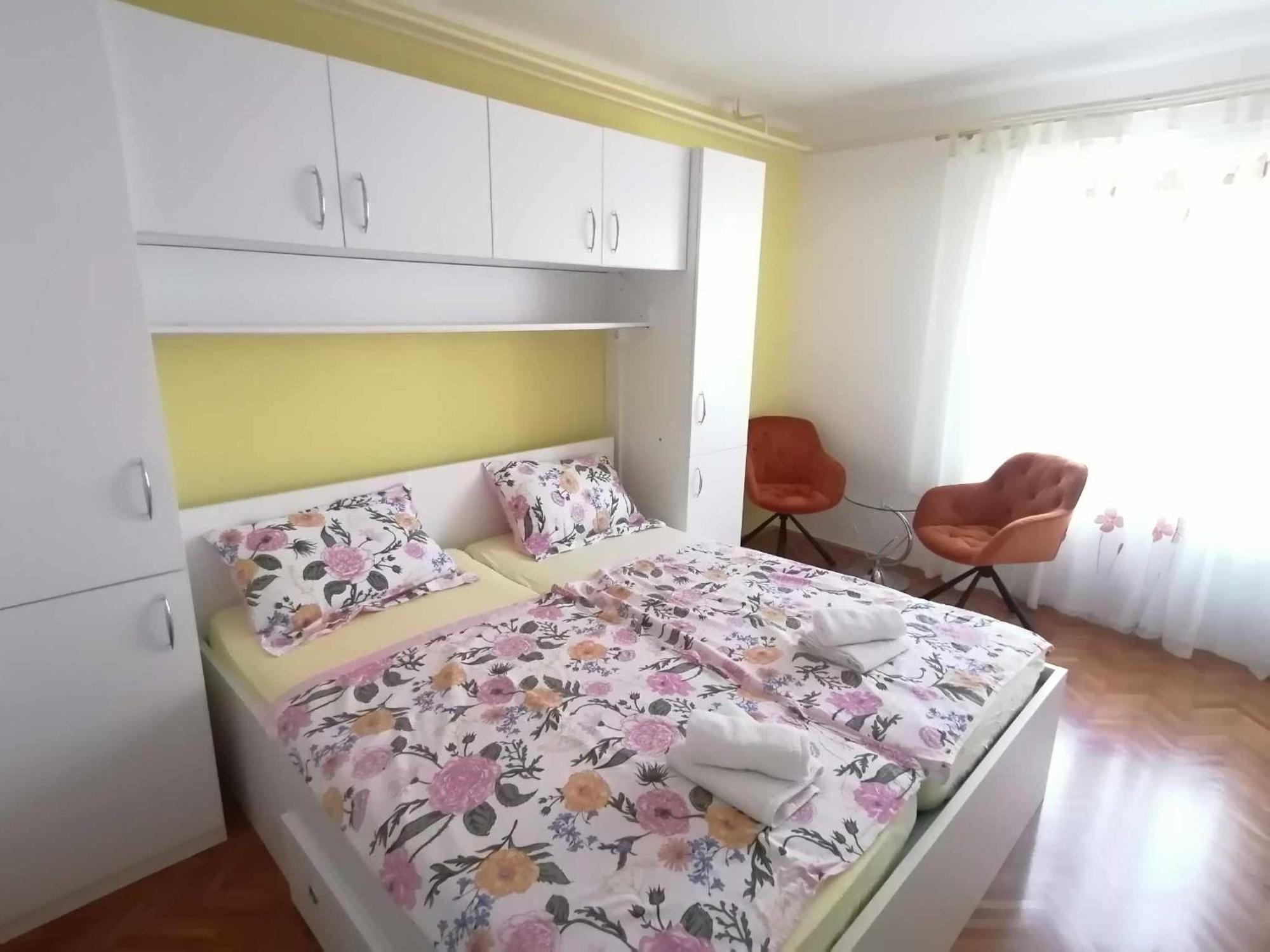 Apartment & Rooms Lilis Izola Dış mekan fotoğraf